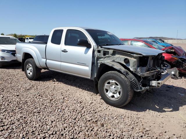 5TETU62N58Z571637 - 2008 TOYOTA TACOMA PRERUNNER ACCESS CAB SILVER photo 4
