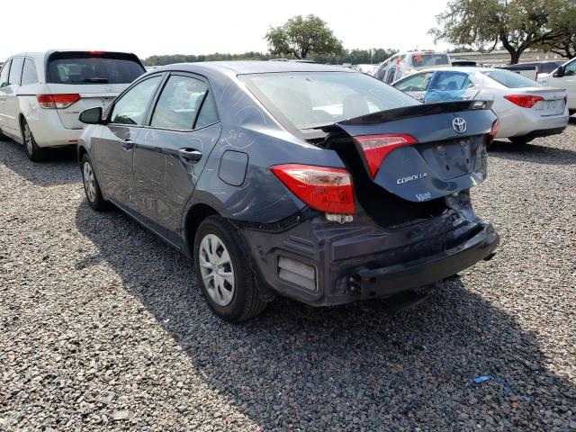 5YFBPRHE8HP663438 - 2017 TOYOTA COROLLA LE GRAY photo 2