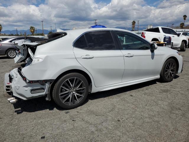 4T1G11AK5PU131571 - 2023 TOYOTA CAMRY SE NIGHT SHADE WHITE photo 3