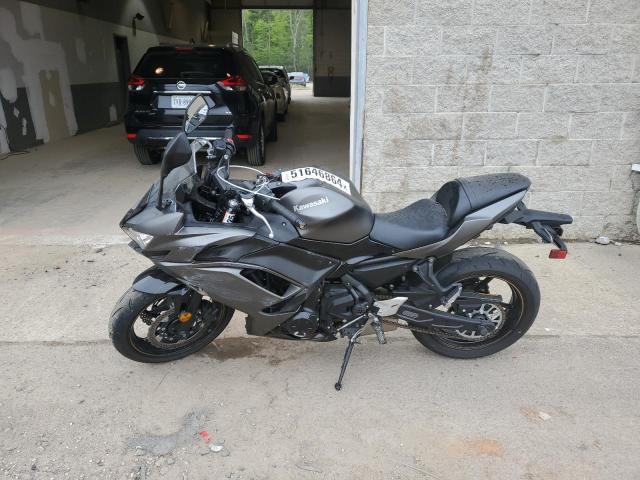 ML5EXER19PDA86516 - 2023 KAWASAKI EX650 R GRAY photo 3