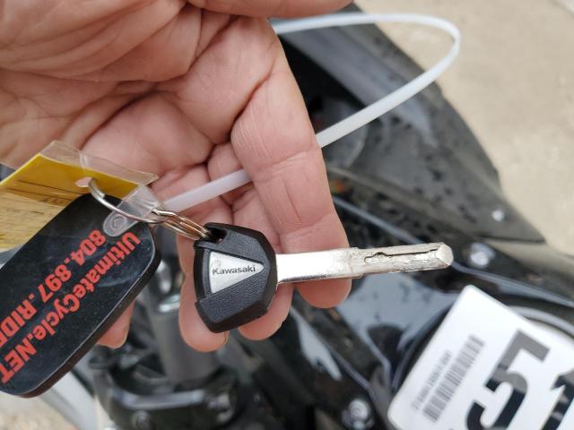 ML5EXER19PDA86516 - 2023 KAWASAKI EX650 R GRAY photo 8