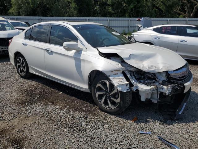 1HGCR2F04GA112506 - 2016 HONDA ACCORD EX WHITE photo 4