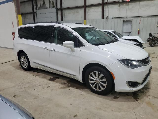2C4RC1BG6HR552876 - 2017 CHRYSLER PACIFICA TOURING L WHITE photo 4