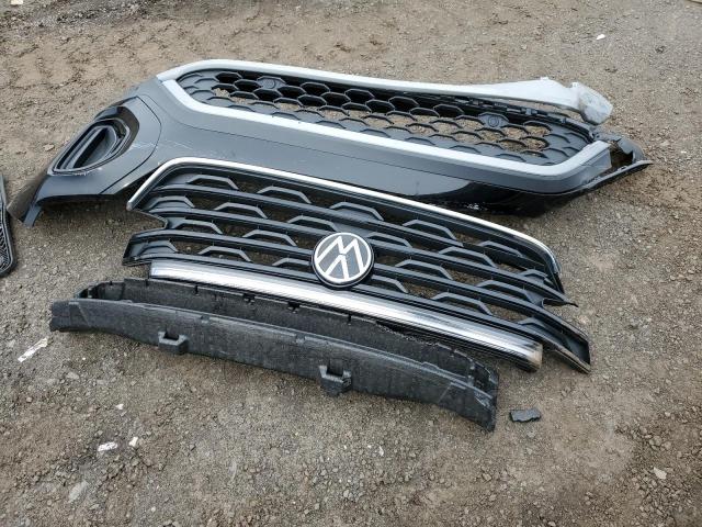 1V2KE2CA6RC226306 - 2024 VOLKSWAGEN ATLAS CROS SE BLACK photo 13