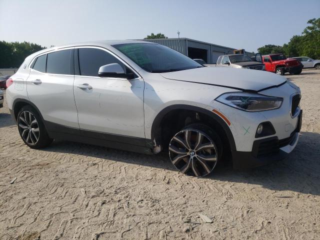 WBXYJ3C34JEJ84471 - 2018 BMW X2 SDRIVE28I WHITE photo 4