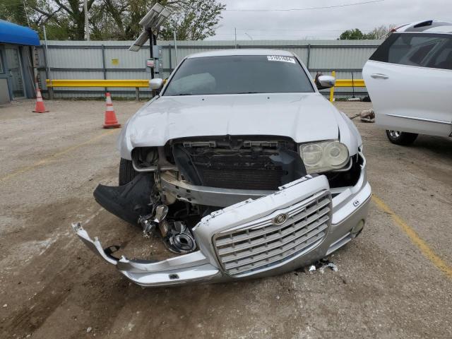 2C3LA63H56H388981 - 2006 CHRYSLER 300 C SILVER photo 5