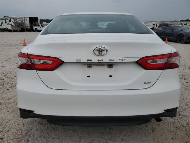 4T1B11HK8JU589533 - 2018 TOYOTA CAMRY L WHITE photo 6