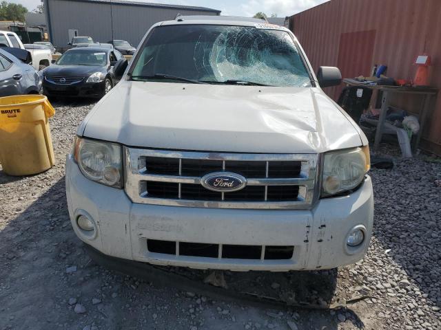 1FMCU0D79BKC47772 - 2011 FORD ESCAPE XLT WHITE photo 5