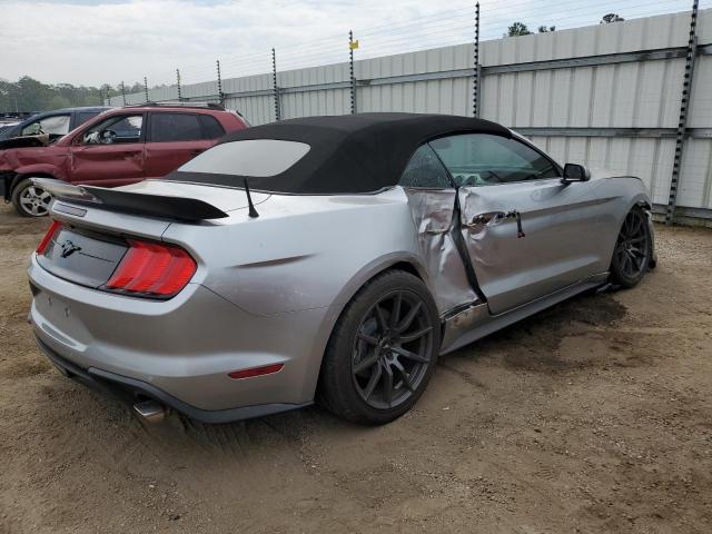 1FATP8UH0L5168547 - 2020 FORD MUSTANG SILVER photo 3