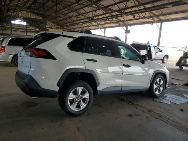 2T3W1RFV6KW043013 - 2019 TOYOTA RAV4 XLE WHITE photo 3