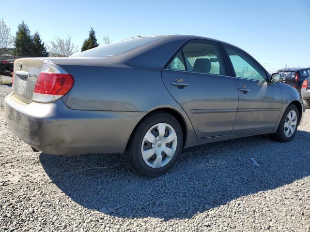 4T1BE32K05U543810 - 2005 TOYOTA CAMRY LE GRAY photo 3