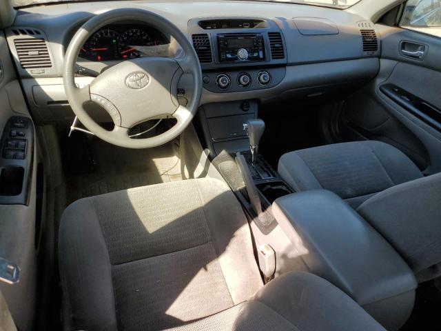 4T1BE32K05U543810 - 2005 TOYOTA CAMRY LE GRAY photo 8