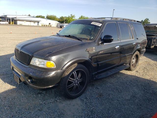 5LMEU27R81LJ11673 - 2001 LINCOLN NAVIGATOR BLACK photo 1