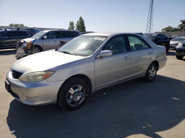 4T1BE32K94U923484 - 2004 TOYOTA CAMRY LE SILVER photo 1