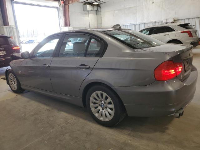 WBAPK73579A452038 - 2009 BMW 328 XI GRAY photo 2