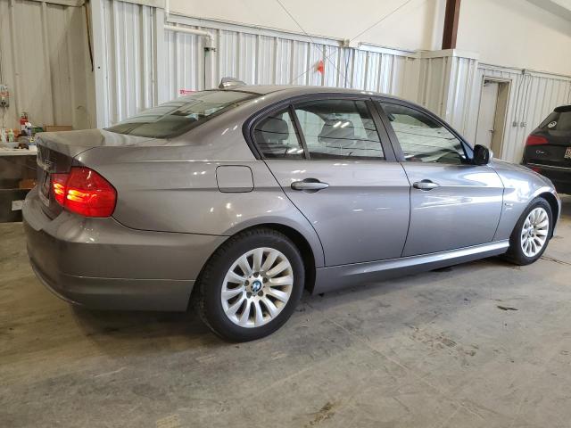 WBAPK73579A452038 - 2009 BMW 328 XI GRAY photo 3