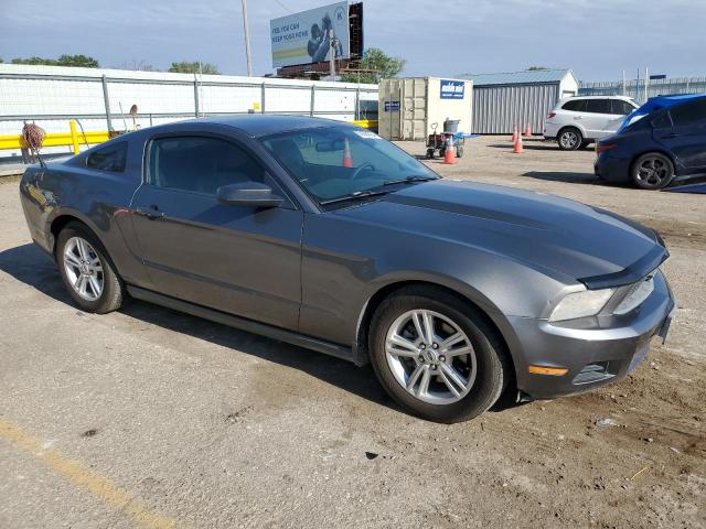 1ZVBP8AM7B5131529 - 2011 FORD MUSTANG GRAY photo 4