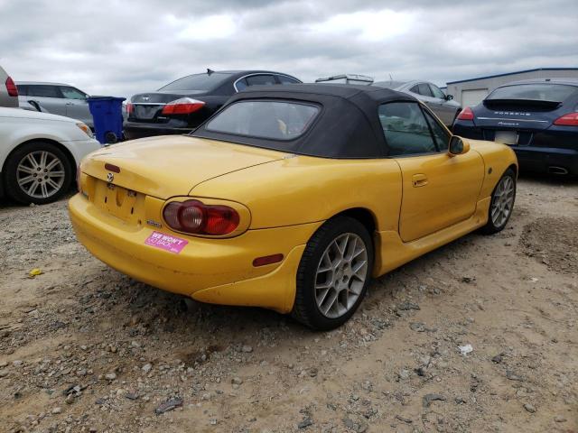 JM1NB353620229824 - 2002 MAZDA MX-5 MIATA BASE YELLOW photo 4