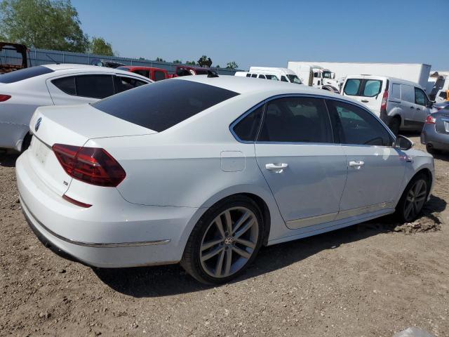 1VWDT7A33HC017067 - 2017 VOLKSWAGEN PASSAT R-LINE თეთრი ფოტო 3