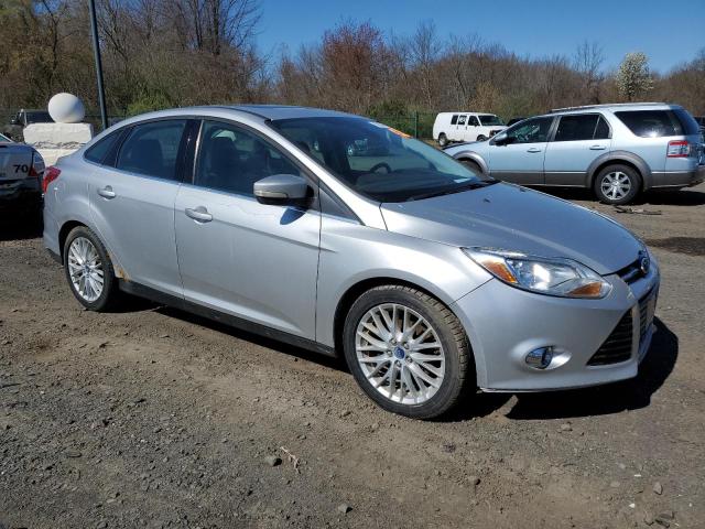 1FAHP3H26CL430484 - 2012 FORD FOCUS SEL SILVER photo 4