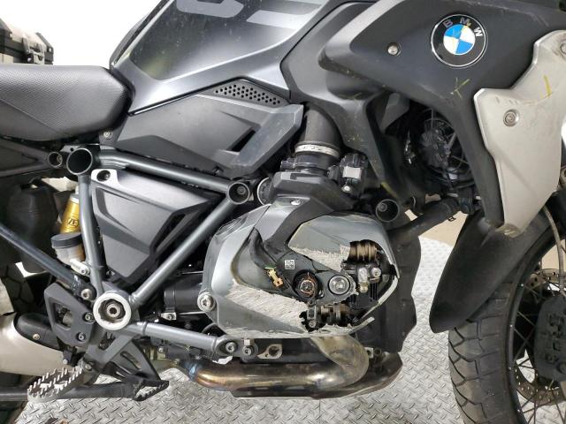 WB10M0306N6F08820 - 2022 BMW R 1250 GS BLACK photo 5