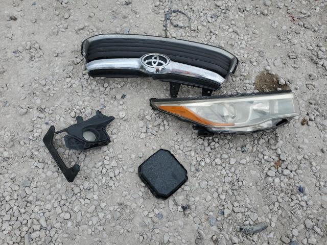 5TDKKRFH5FS091065 - 2015 TOYOTA HIGHLANDER XLE SILVER photo 13