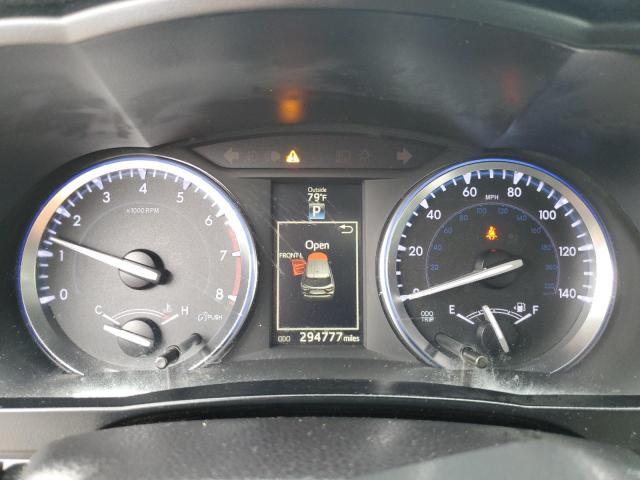 5TDKKRFH5FS091065 - 2015 TOYOTA HIGHLANDER XLE SILVER photo 9