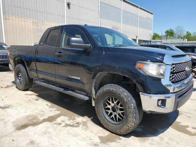 5TFUM5F10JX074630 - 2018 TOYOTA TUNDRA DOUBLE CAB SR/SR5 BLACK photo 4