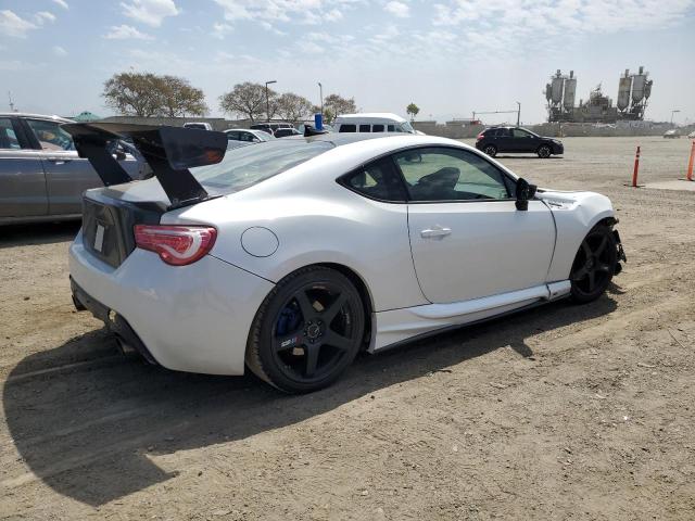 JF1ZNAA14D1732885 - 2013 TOYOTA SCION FR-S WHITE photo 3