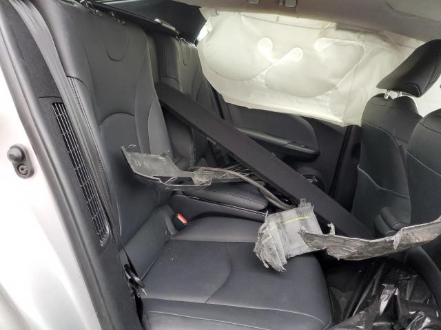 JTDKARFP8H3006329 - 2017 TOYOTA PRIUS PRIM 银色 照片 10