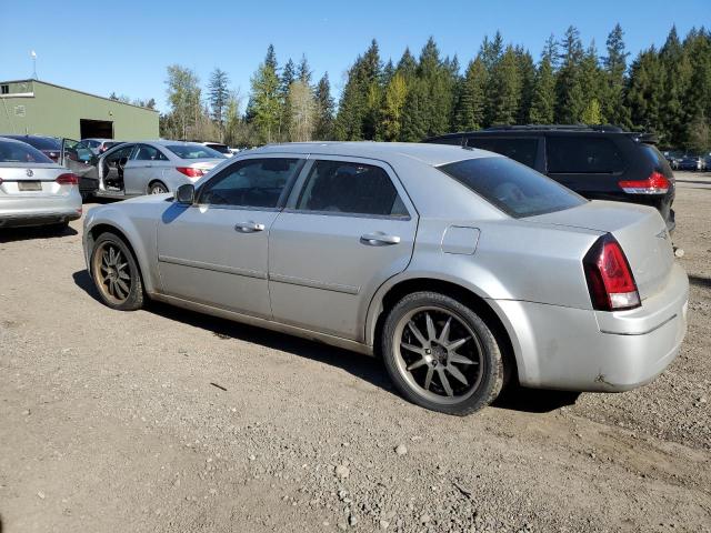 2C3KA53G46H525633 - 2006 CHRYSLER 300 TOURING SILVER photo 2