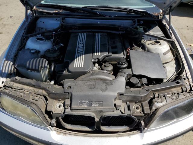 WBAAZ33404KP82527 - 2004 BMW 325 IS SULEV SILVER photo 11