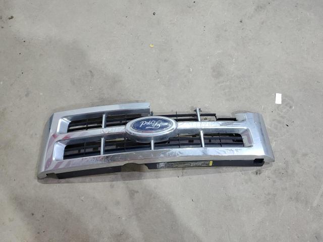 1FMCU03GX9KA79572 - 2009 FORD ESCAPE XLT WHITE photo 13