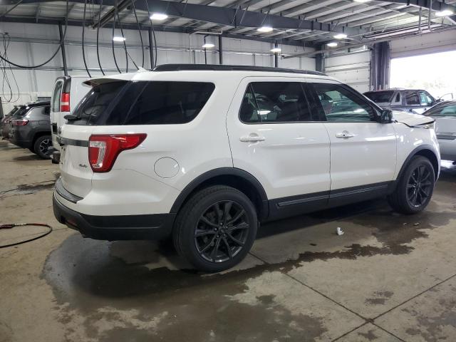 1FM5K8D84KGB21232 - 2019 FORD EXPLORER XLT Білий фото 3