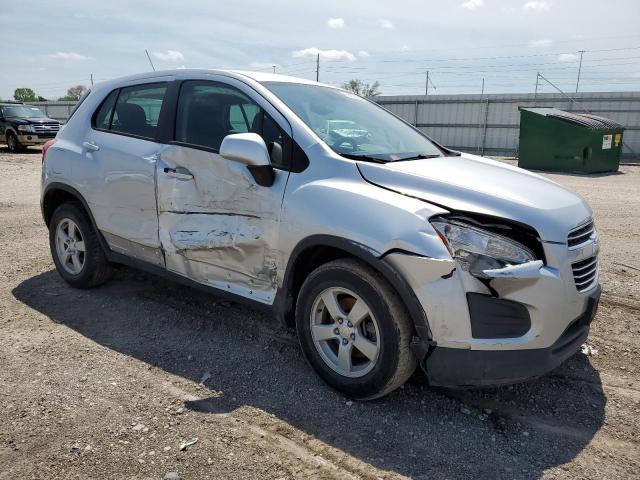 KL7CJPSB5FB217135 - 2015 CHEVROLET TRAX 1LS SILVER photo 4