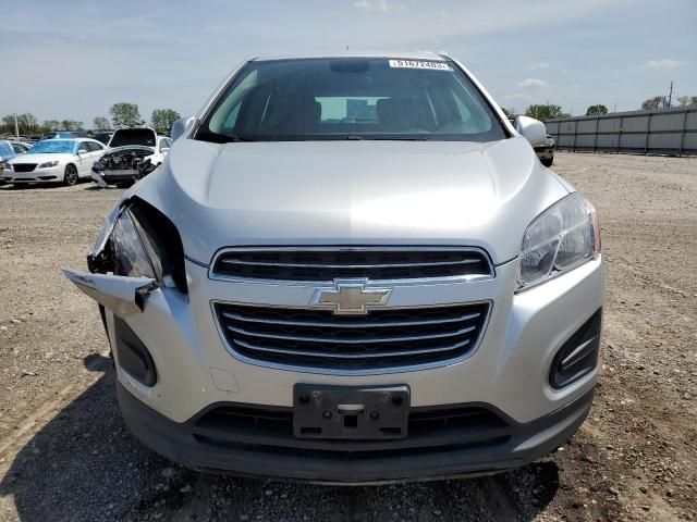 KL7CJPSB5FB217135 - 2015 CHEVROLET TRAX 1LS SILVER photo 5