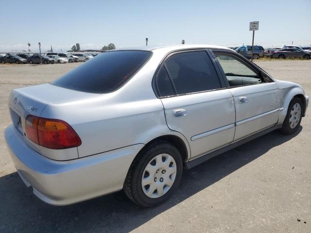 2HGEJ6618XH579154 - 1999 HONDA CIVIC BASE SILVER photo 3