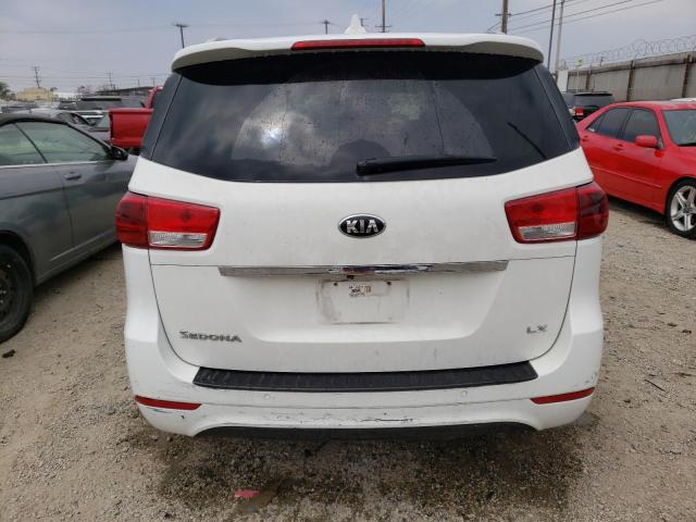 KNDMB5C16G6148626 - 2016 KIA SEDONA LX WHITE photo 6