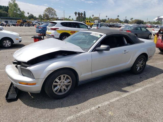 1ZVHT84N385126430 - 2008 FORD MUSTANG SILVER photo 1