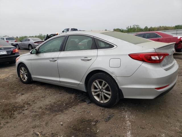 5NPE24AF2GH416820 - 2016 HYUNDAI SONATA SE SILVER photo 2