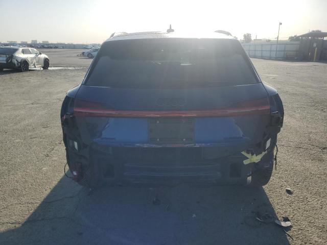 WA1VABGE8NB041160 - 2022 AUDI E-TRON CHRONOS BLUE photo 6