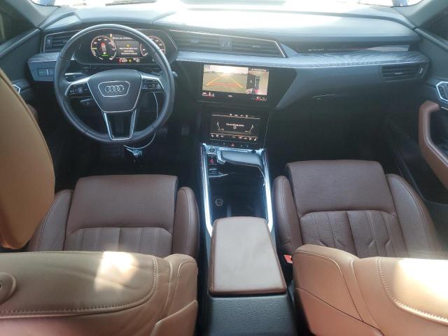 WA1VABGE8NB041160 - 2022 AUDI E-TRON CHRONOS BLUE photo 8