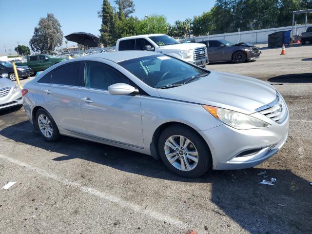 5NPEB4AC7BH107276 - 2011 HYUNDAI SONATA GLS SILVER photo 4