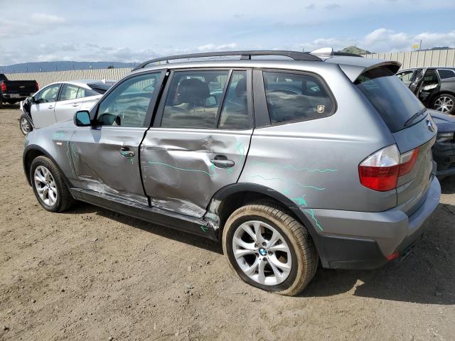 WBXPC93439WJ28173 - 2009 BMW X3 XDRIVE30I GRAY photo 2