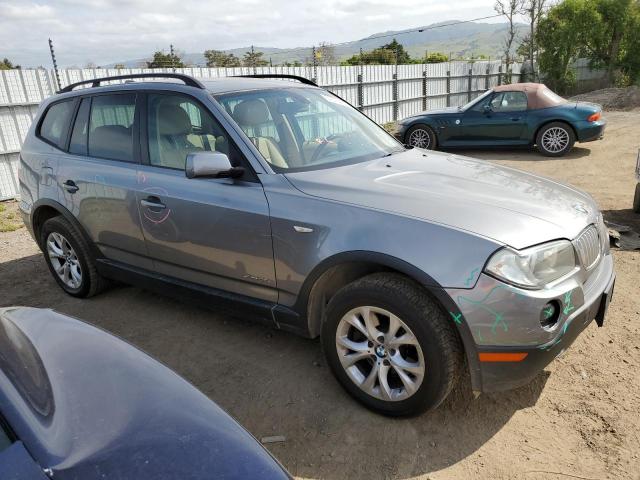 WBXPC93439WJ28173 - 2009 BMW X3 XDRIVE30I GRAY photo 4