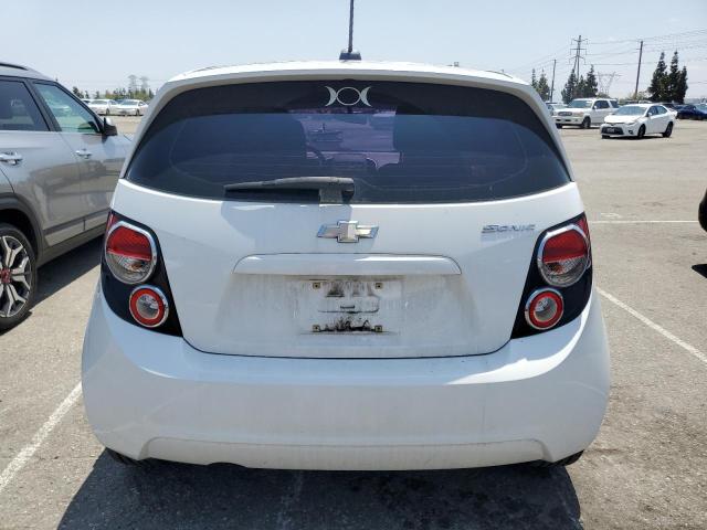 1G1JA6SG2G4164716 - 2016 CHEVROLET SONIC LS 白色 照片 6