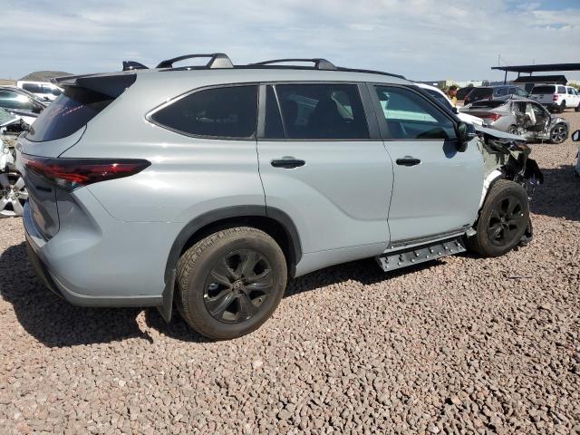 5TDKBRCH3RS606363 - 2024 TOYOTA HIGHLANDER HYBRID XLE SILVER photo 3