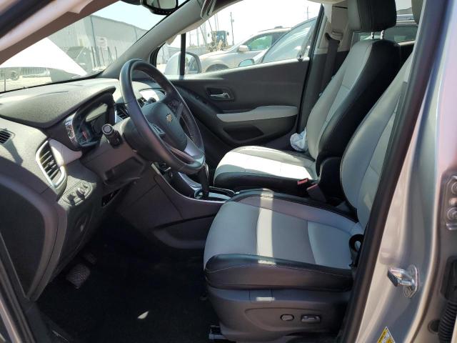 3GNCJRSB0JL173932 - 2018 CHEVROLET TRAX PREMIER SILVER photo 7