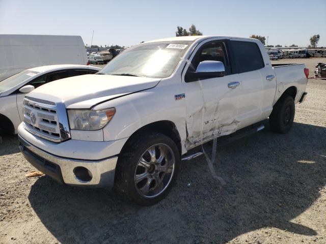 5TFEY5F13CX116123 - 2012 TOYOTA TUNDRA CREWMAX SR5 WHITE photo 1