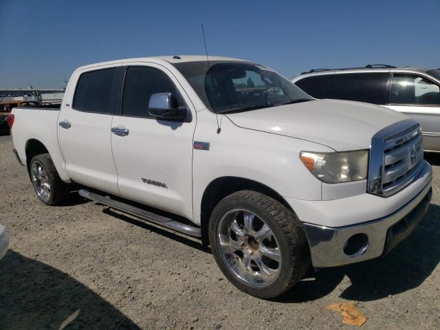 5TFEY5F13CX116123 - 2012 TOYOTA TUNDRA CREWMAX SR5 WHITE photo 4